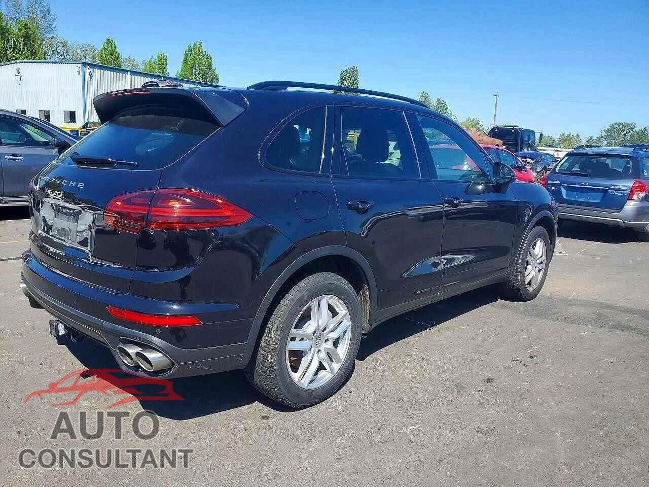 PORSCHE CAYENNE 2016 - WP1AB2A24GLA93235
