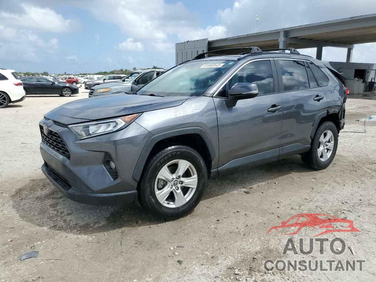 TOYOTA RAV4 2021 - 2T3W1RFV5MC151899