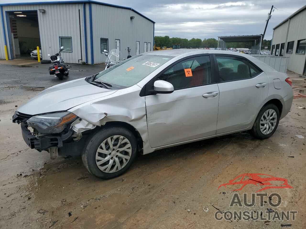 TOYOTA COROLLA 2018 - 5YFBURHE5JP781168