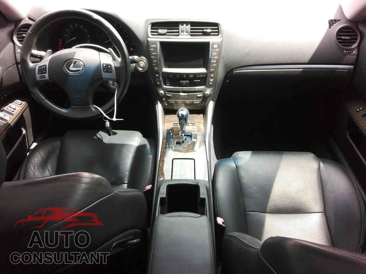 LEXUS IS 2012 - JTHFE2C27C2507912