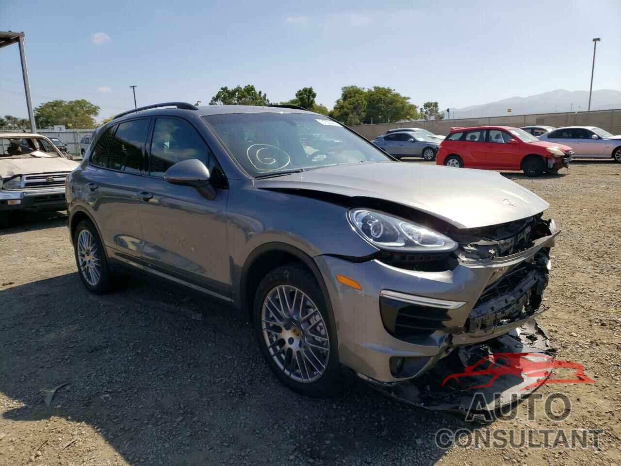 PORSCHE CAYENNE 2017 - WP1AB2A22HLA52457