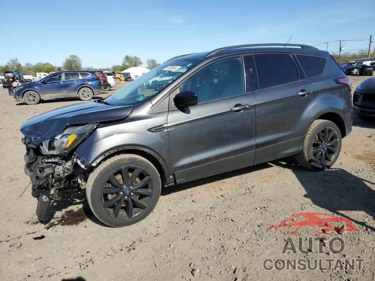 FORD ESCAPE 2017 - 1FMCU9GD3HUC16875