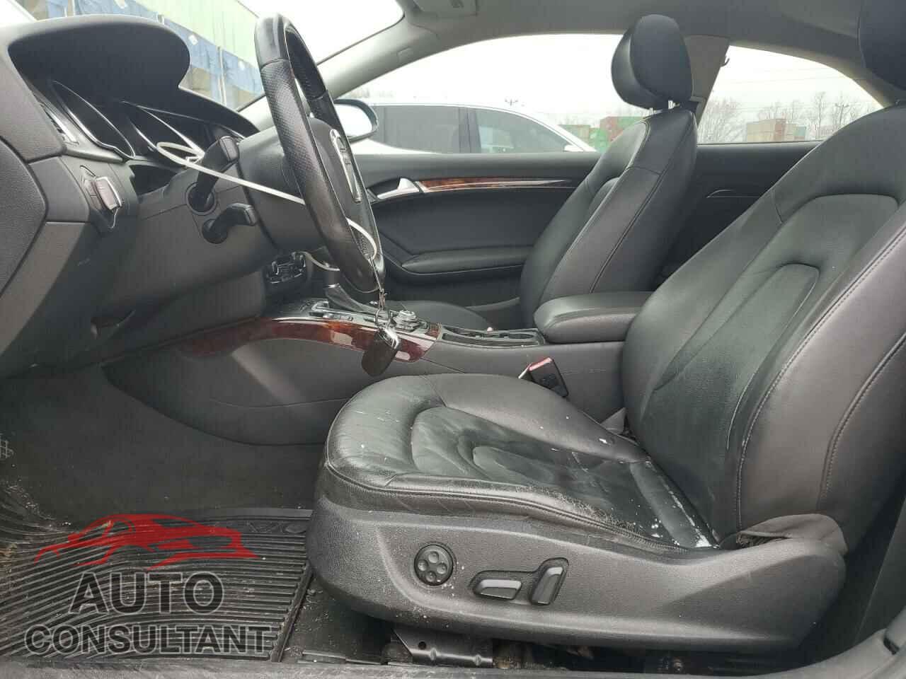AUDI A5 2012 - WAULFAFRXCA005757