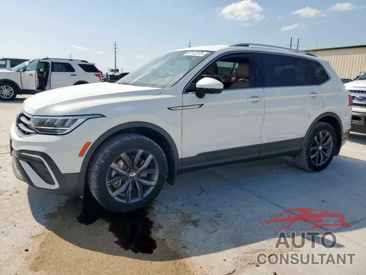 VOLKSWAGEN TIGUAN 2022 - 3VV3B7AX8NM162220