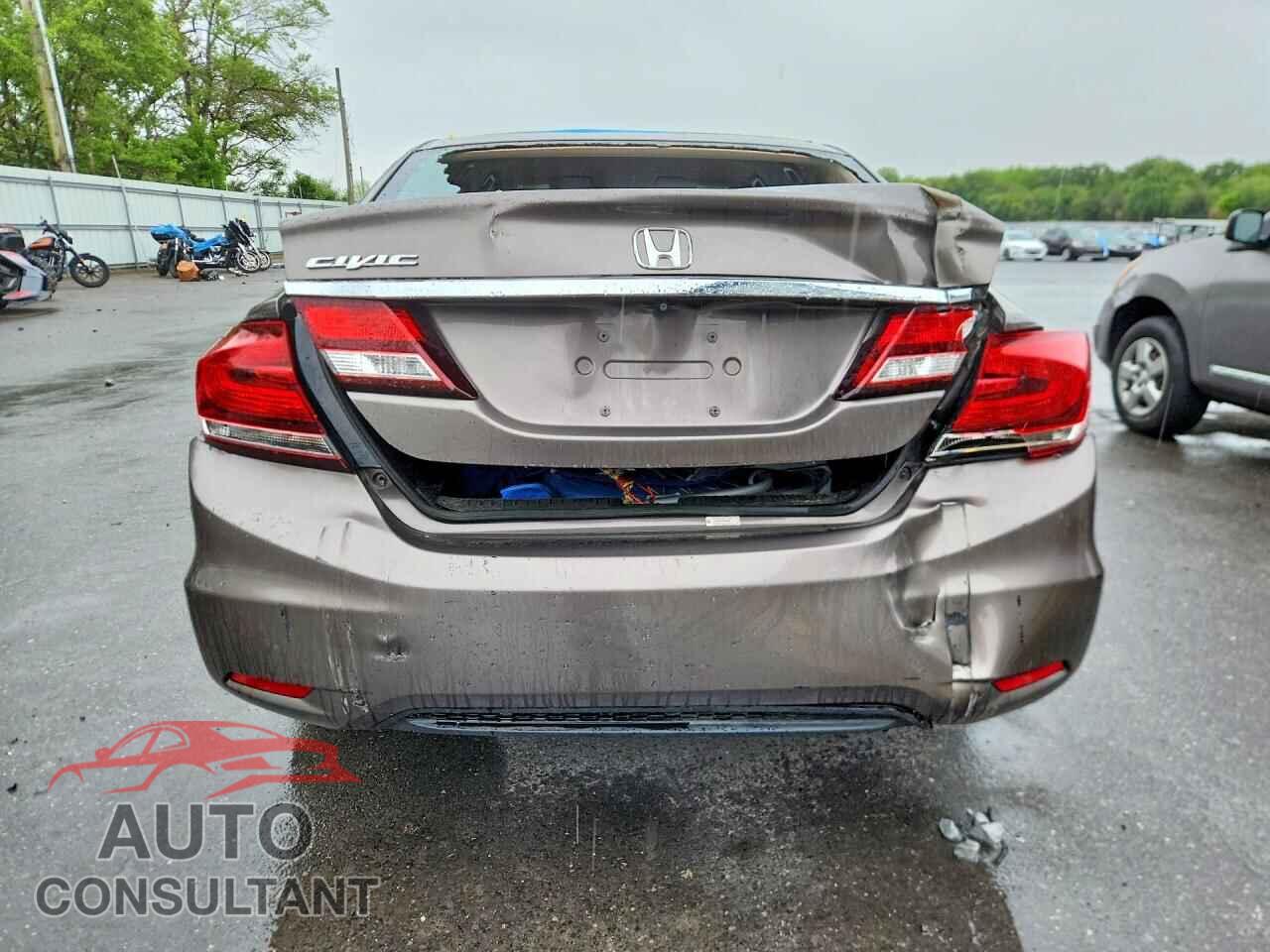HONDA CIVIC 2013 - 2HGFB2F57DH565366