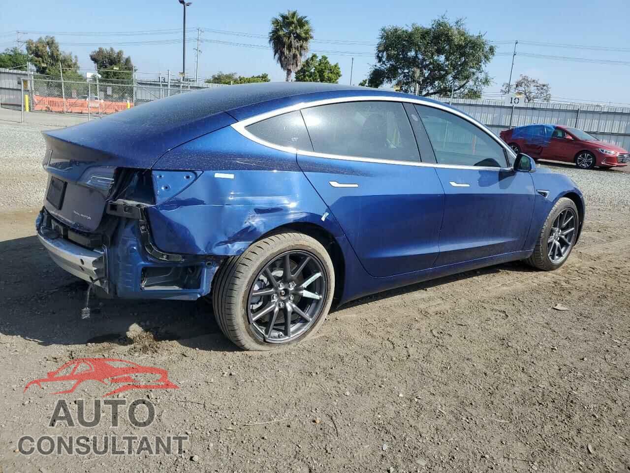 TESLA MODEL 3 2019 - 5YJ3E1EB8KF497219
