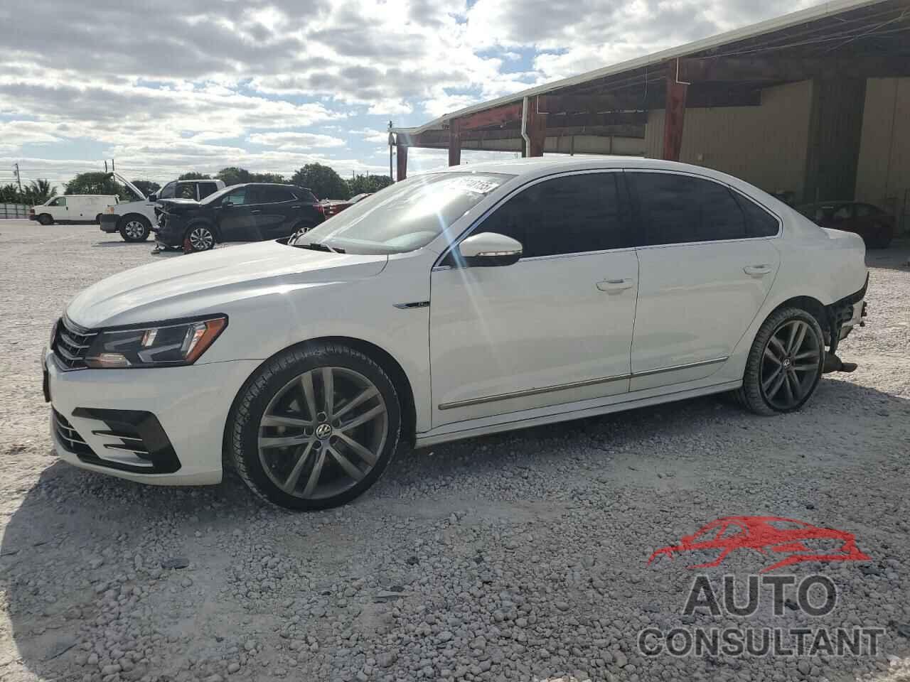 VOLKSWAGEN PASSAT 2017 - 1VWDT7A34HC064432