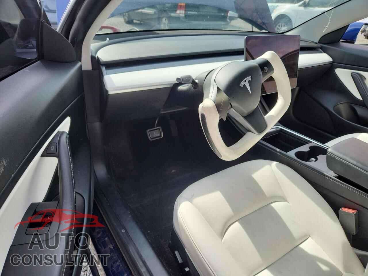 TESLA MODEL 3 2021 - 5YJ3E1EA5MF920607