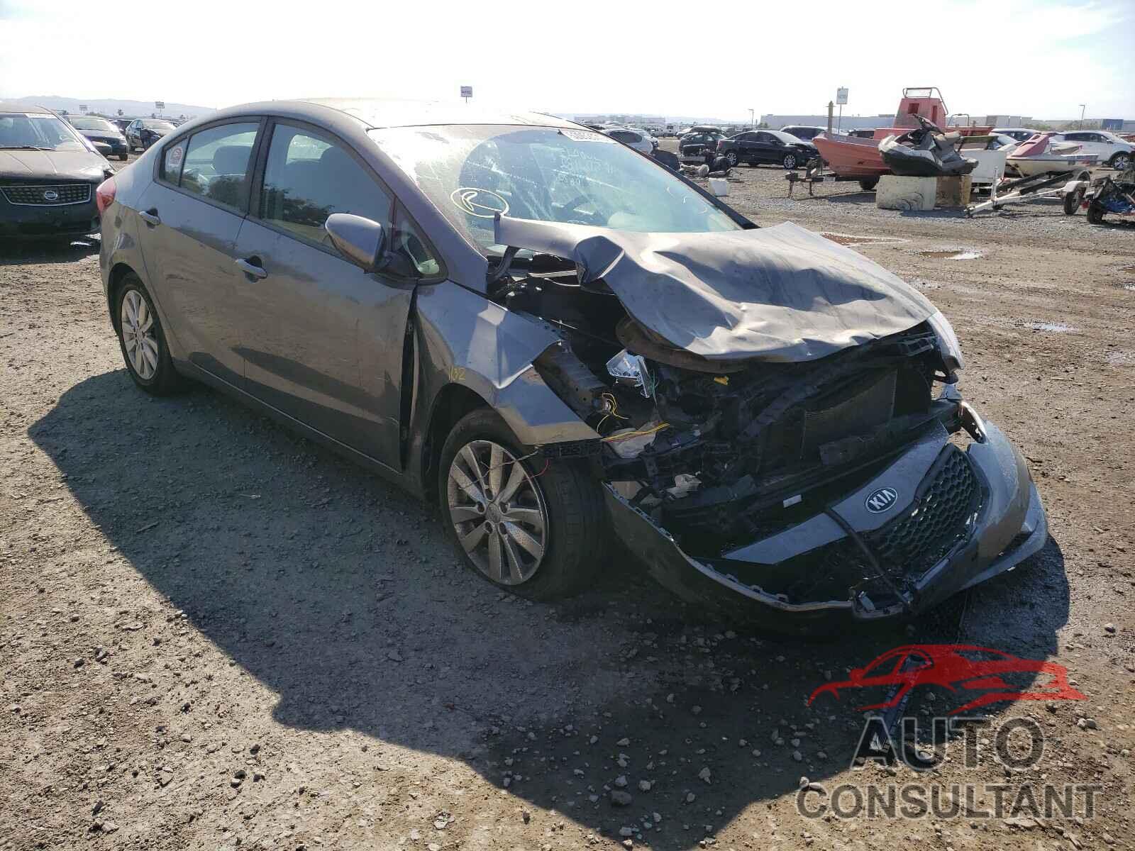 KIA FORTE 2016 - KNAFX4A65G5583983