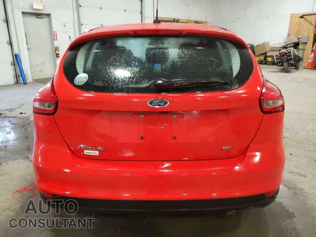 FORD FOCUS 2016 - 1FADP3K26GL303974