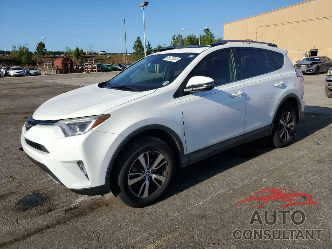 TOYOTA RAV4 2017 - JTMWFREV3HJ103422