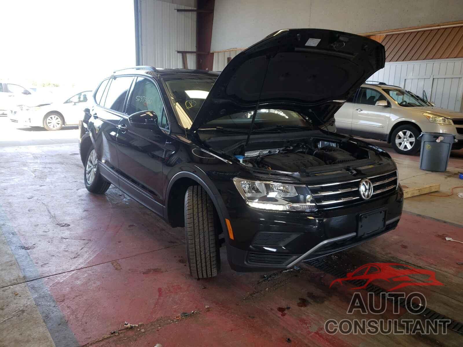 VOLKSWAGEN TIGUAN 2019 - 3VV0B7AX6KM116884