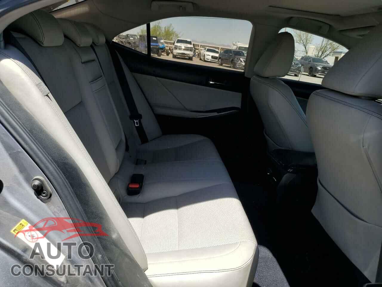 LEXUS IS 2014 - JTHBF1D21E5023398