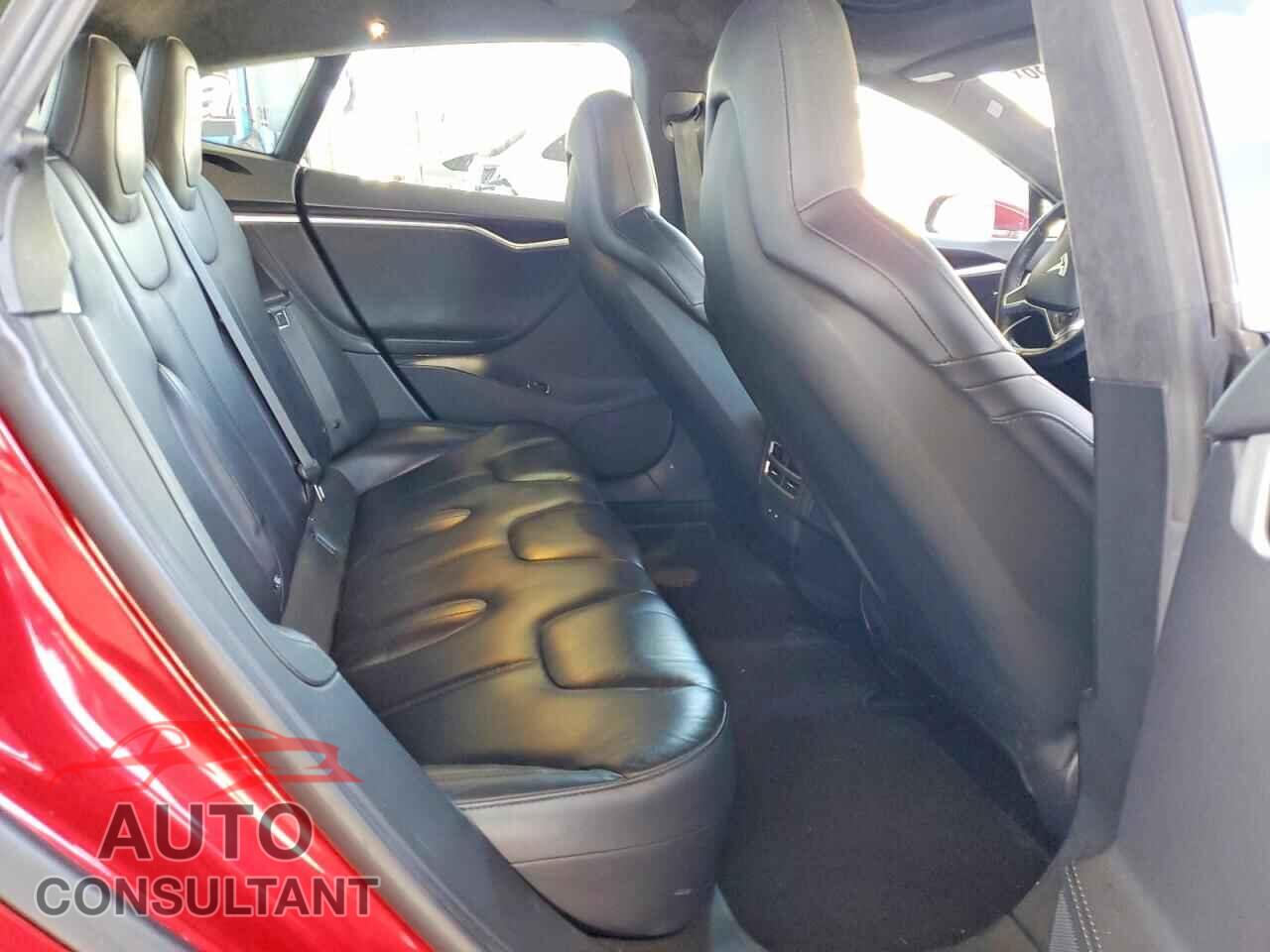 TESLA MODEL S 2016 - 5YJSA1E15GF160044