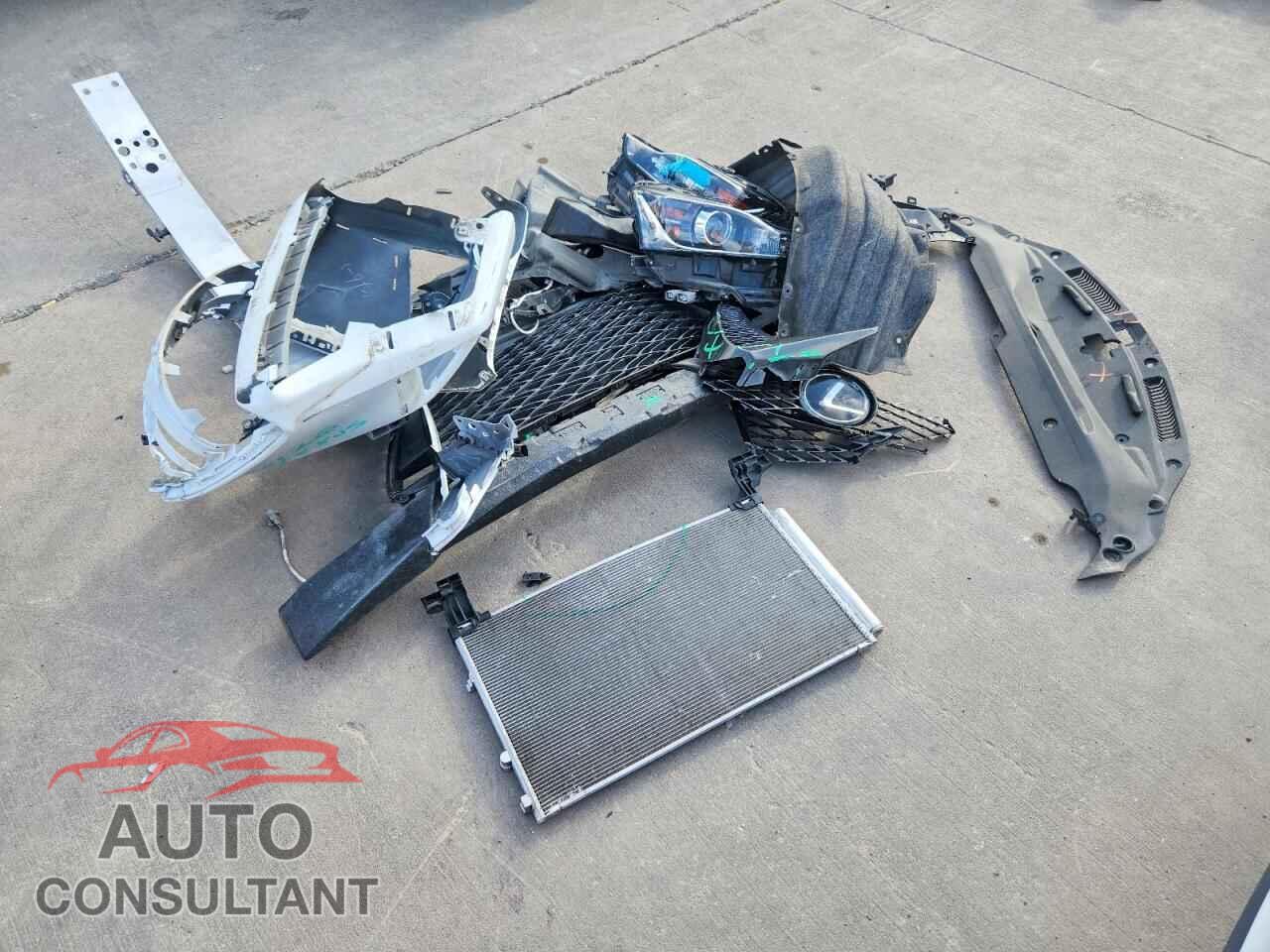 LEXUS IS 2019 - JTHBA1D25K5096378
