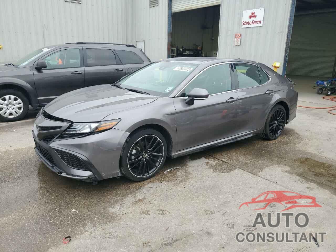 TOYOTA CAMRY 2021 - 4T1K61AK2MU612627