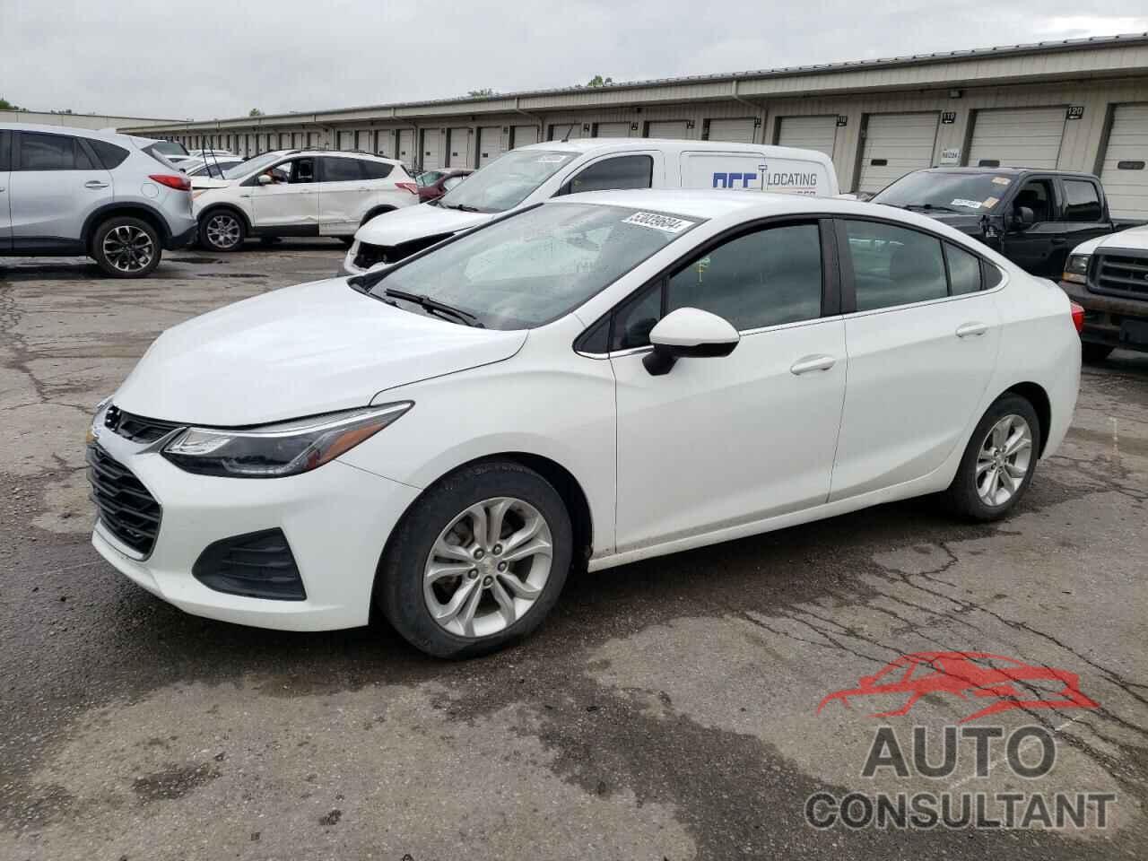 CHEVROLET CRUZE 2019 - 1G1BE5SM7K7147362