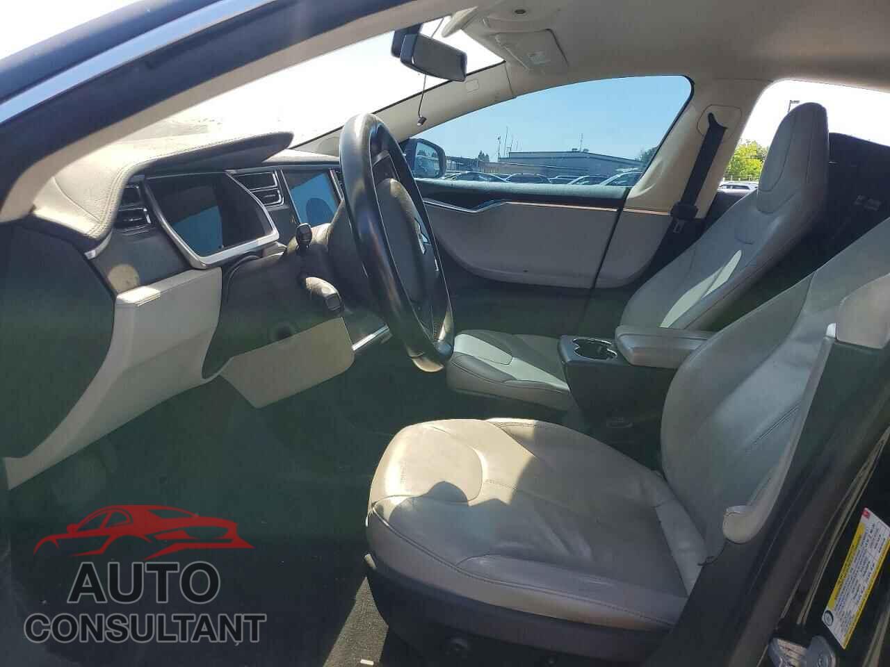 TESLA MODEL S 2013 - 5YJSA1DN2DFP05746