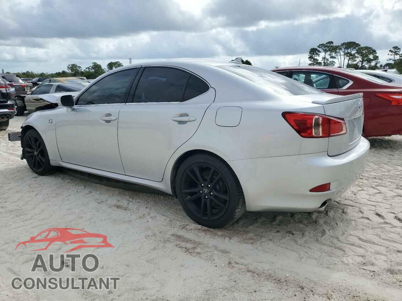 LEXUS IS 2011 - JTHBF5C28B5149052