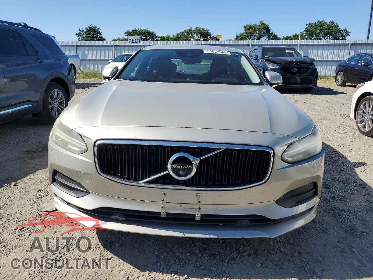 VOLVO S90 2017 - YV1A22MKXH1001615