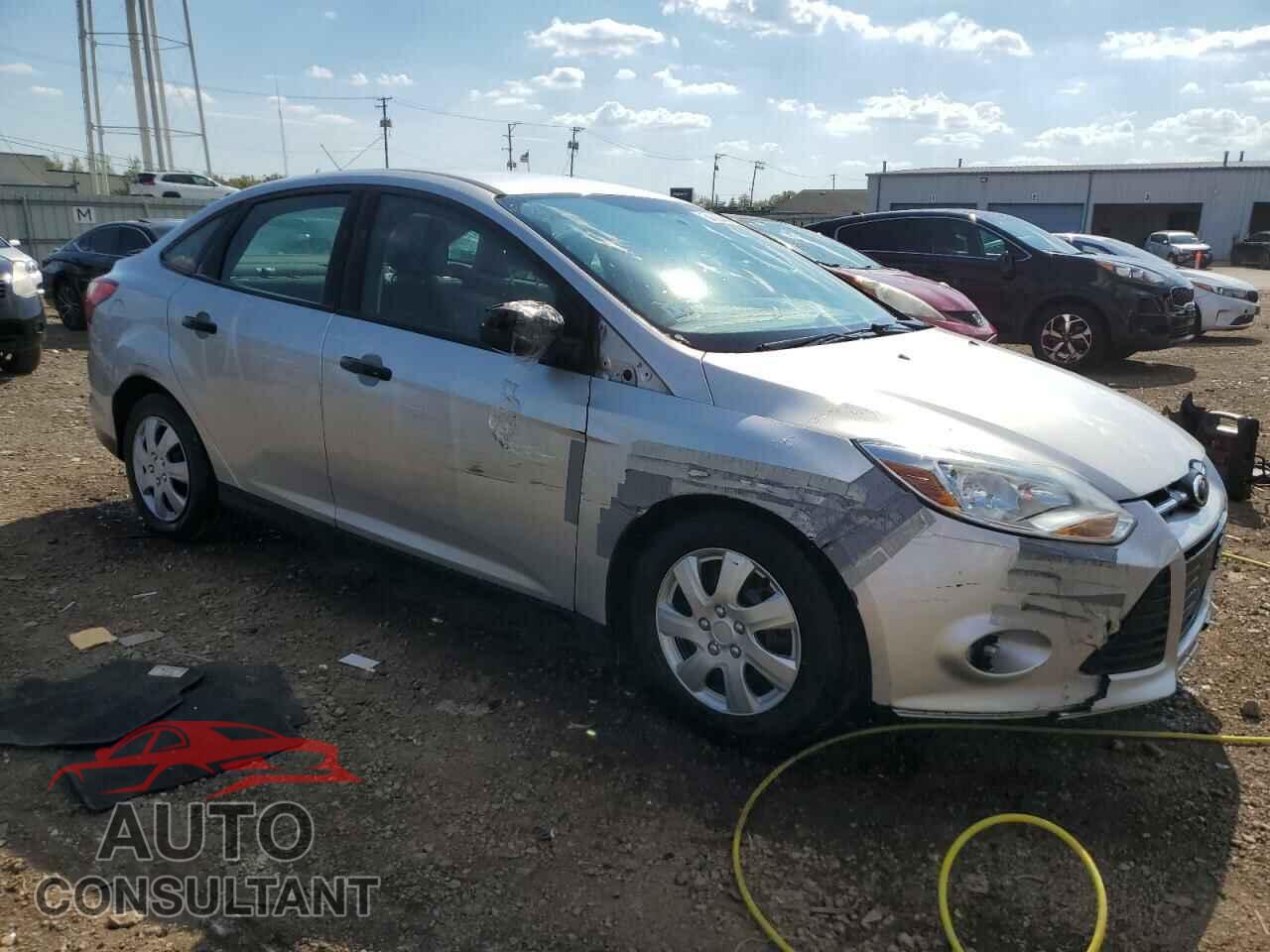 FORD FOCUS 2013 - 1FADP3E21DL275766