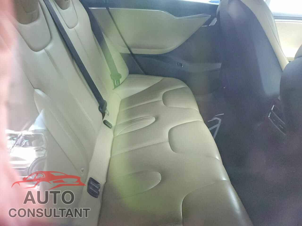 TESLA MODEL S 2014 - 5YJSA1H10EFP60852