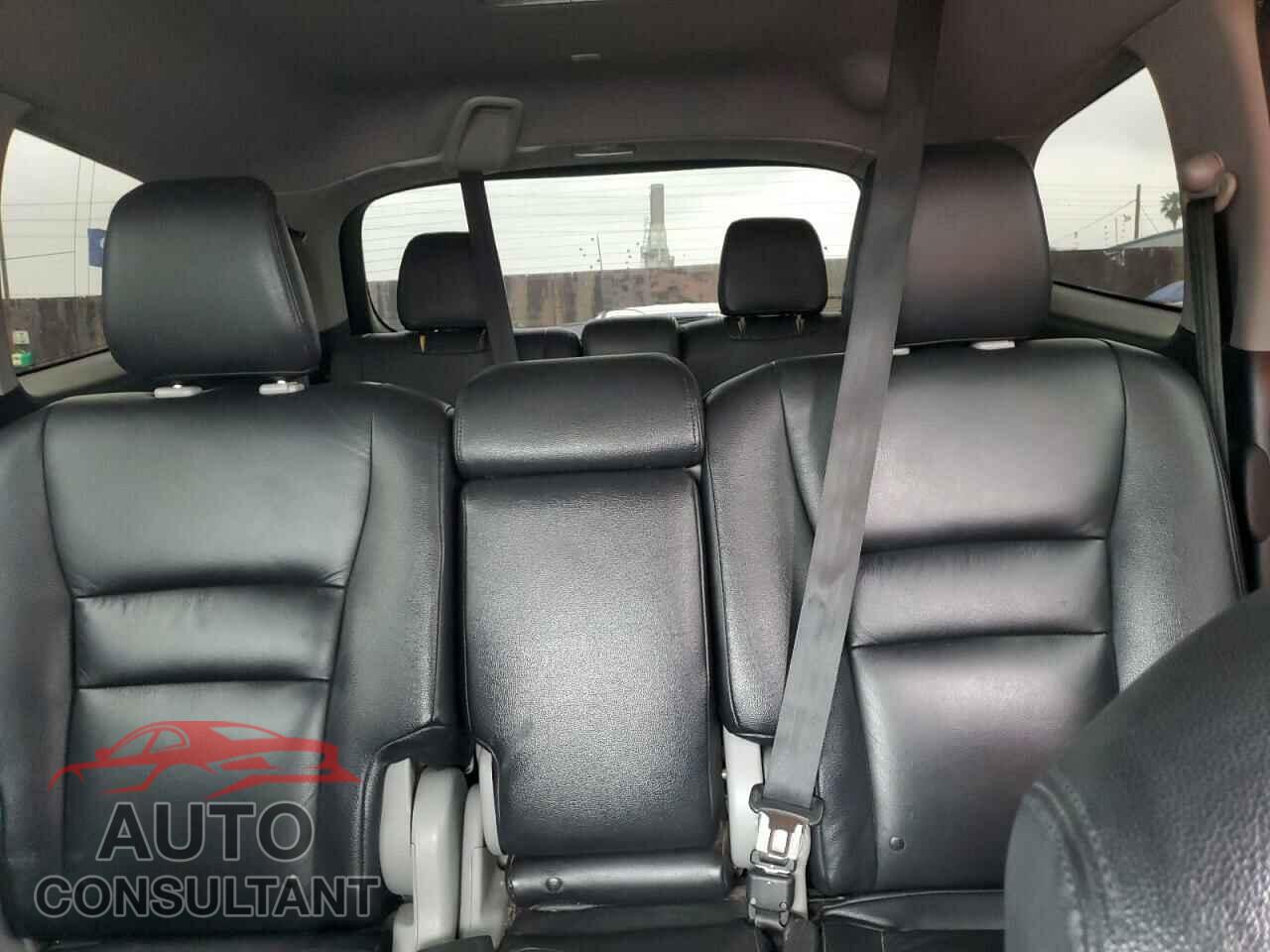 HONDA PILOT 2017 - 5FNYF6H36HB009673