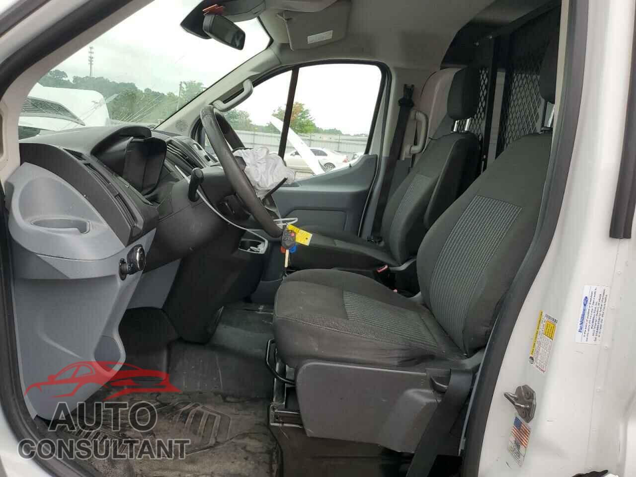 FORD TRANSIT 2017 - 1FTYR1ZM4HKA39338