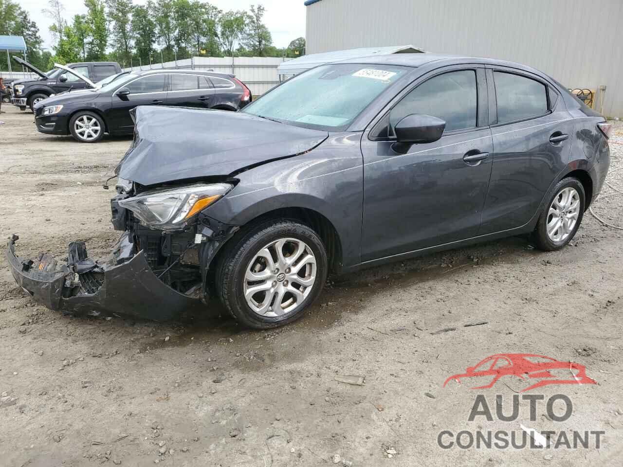 TOYOTA YARIS 2018 - 3MYDLBYV5JY333775