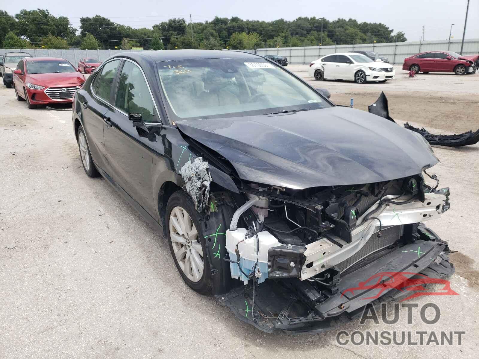 TOYOTA CAMRY 2018 - 4T1B11HK3JU571781