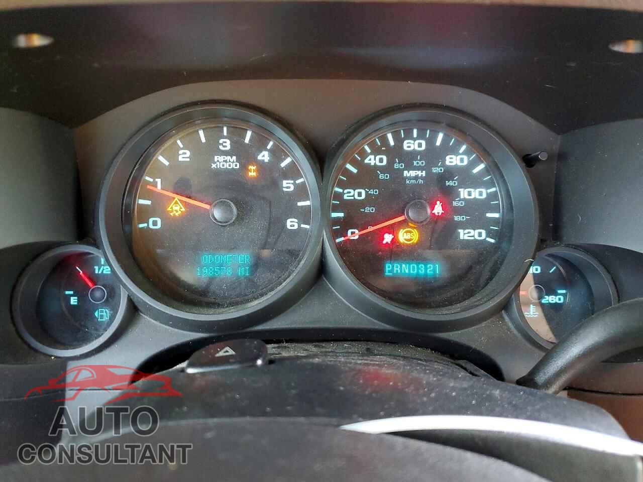 CHEVROLET SILVERADO 2011 - 1GCRKPEA2BZ156289