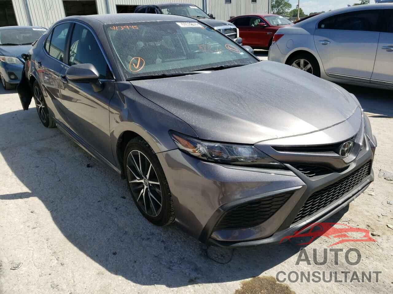TOYOTA CAMRY 2021 - 4T1G11AK1MU413945