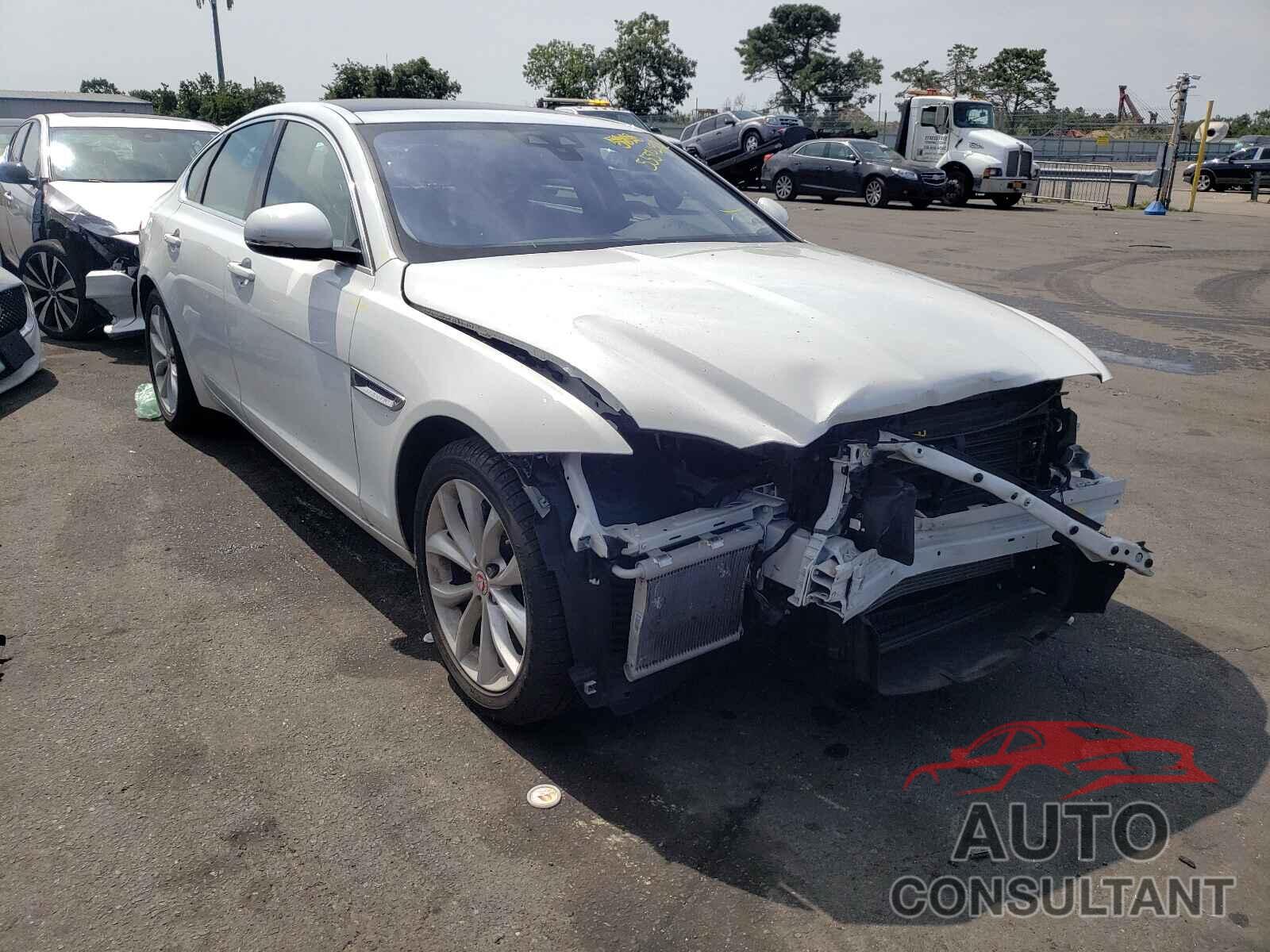 JAGUAR XF 2018 - SAJBJ4FX5JCY55084