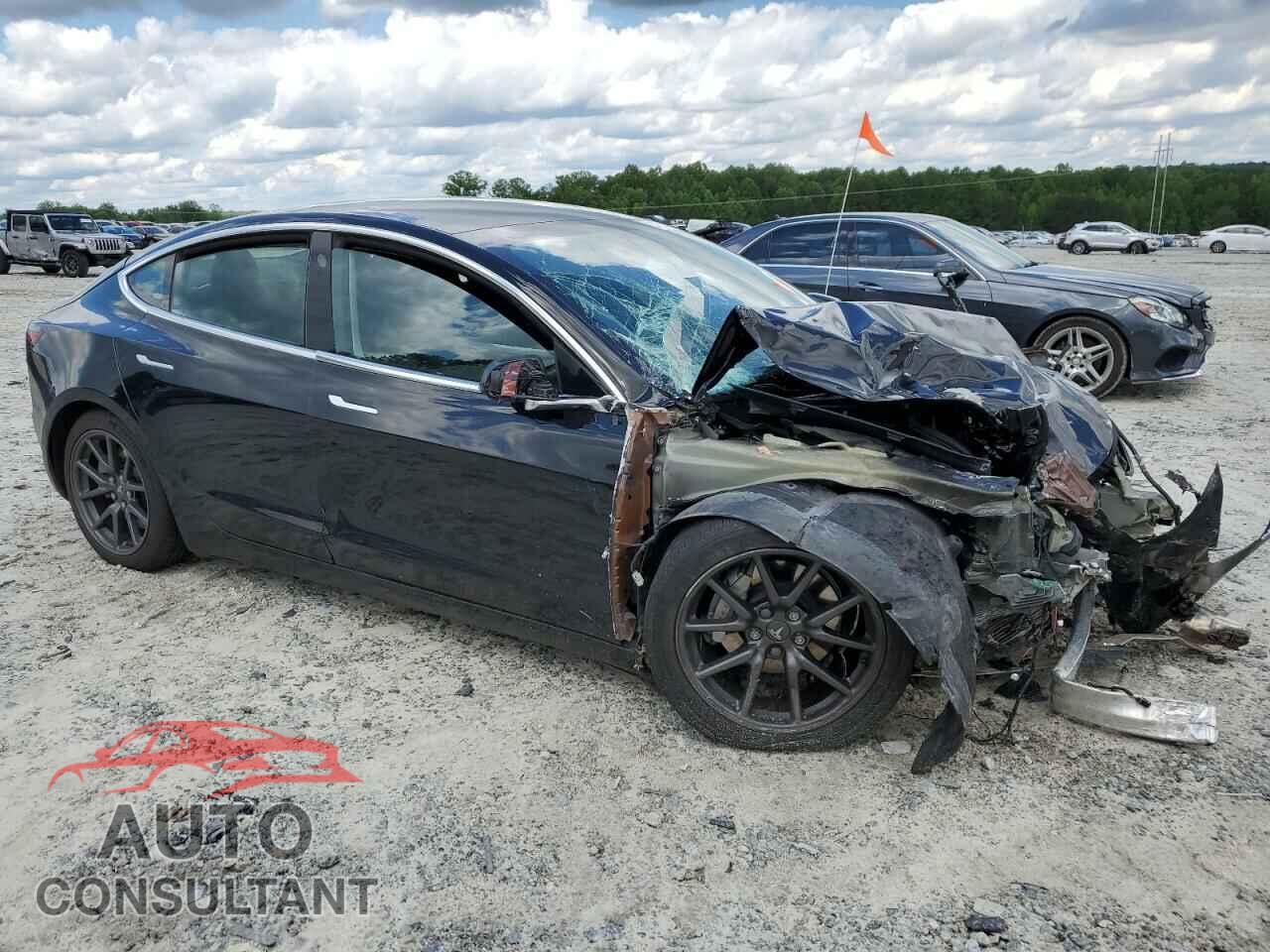 TESLA MODEL 3 2020 - 5YJ3E1EA5LF784770