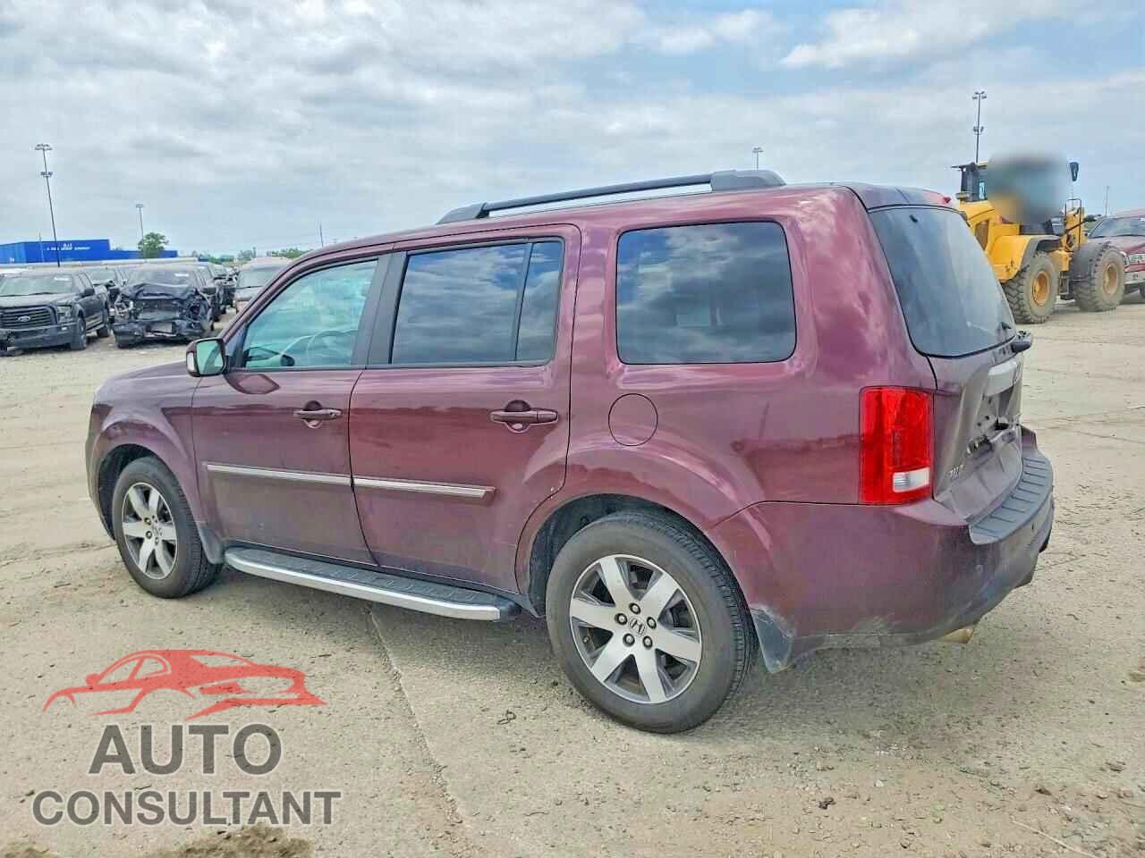 HONDA PILOT 2013 - 5FNYF4H92DB068156