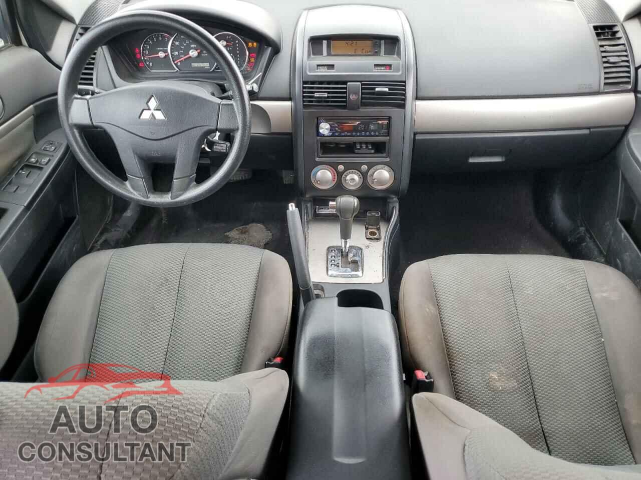 MITSUBISHI GALANT 2011 - 4A32B2FFXBE030104
