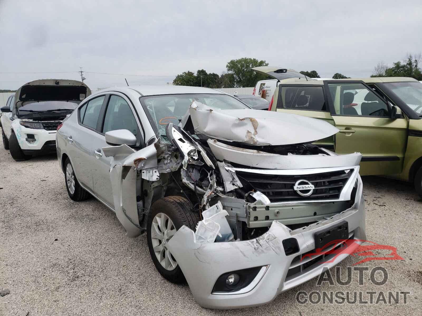 NISSAN VERSA 2019 - 3N1CN7AP3KL844285