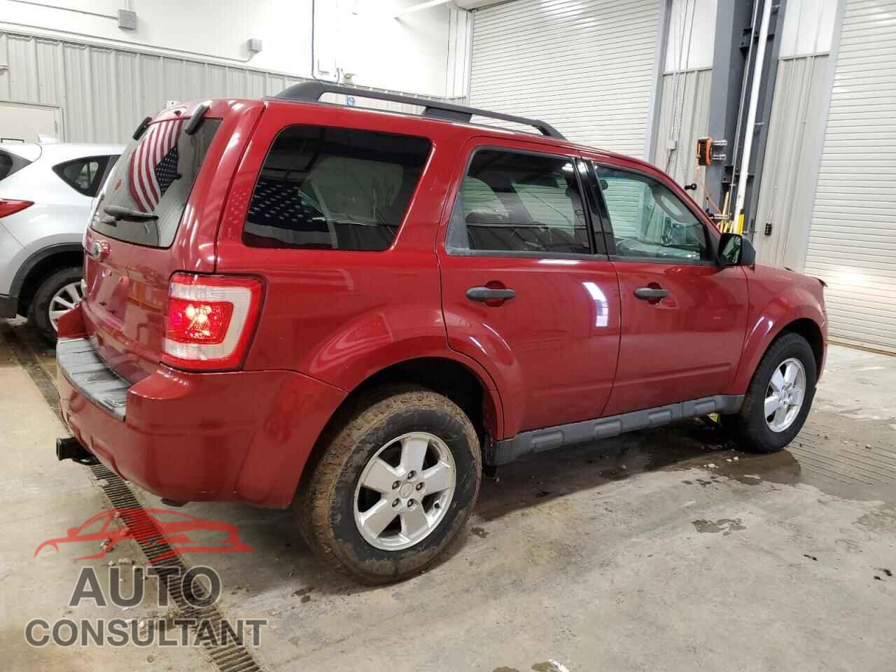 FORD ESCAPE 2011 - 1FMCU9D71BKC11644