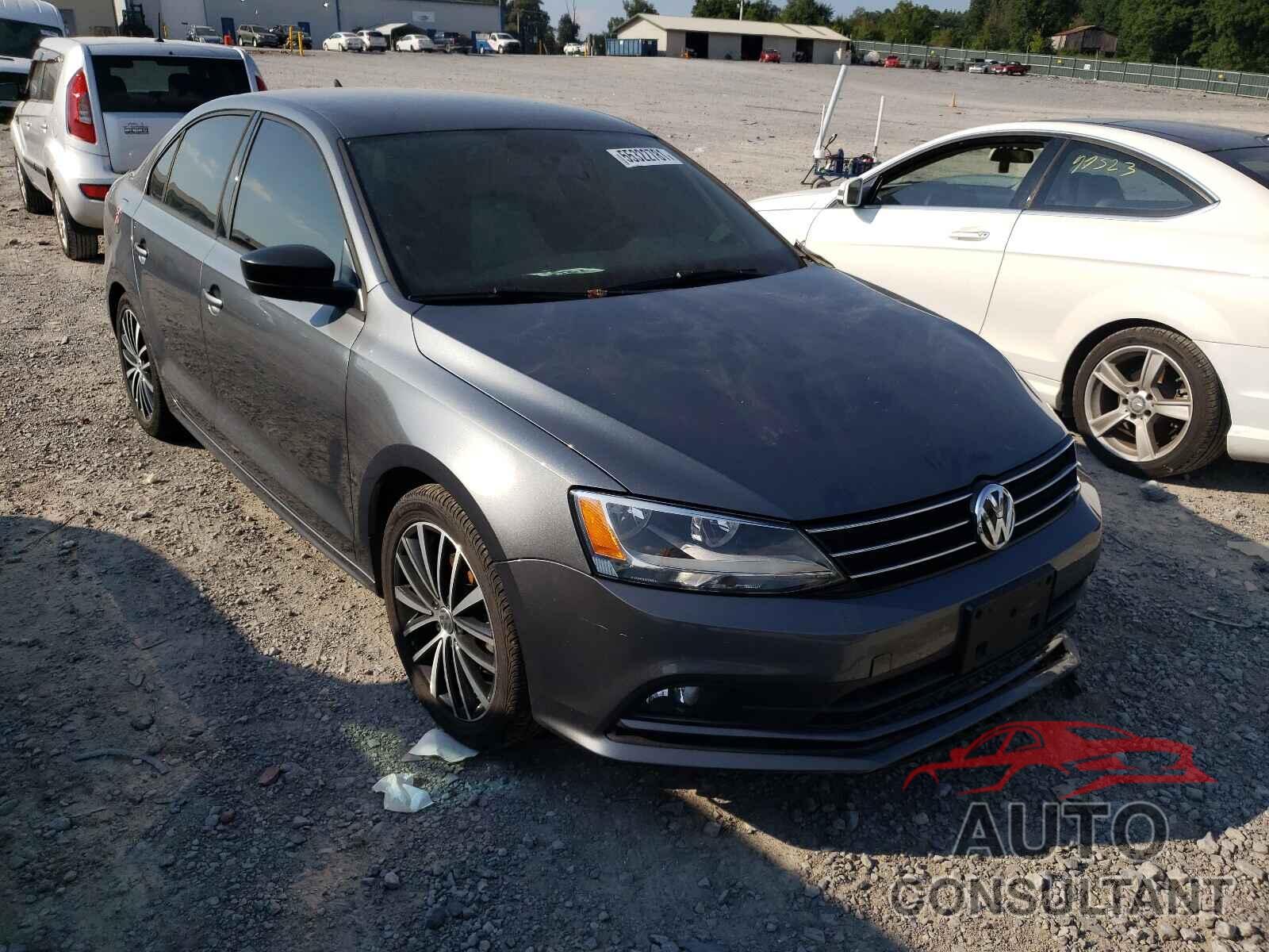 VOLKSWAGEN JETTA 2016 - 3VWD17AJ5GM330011