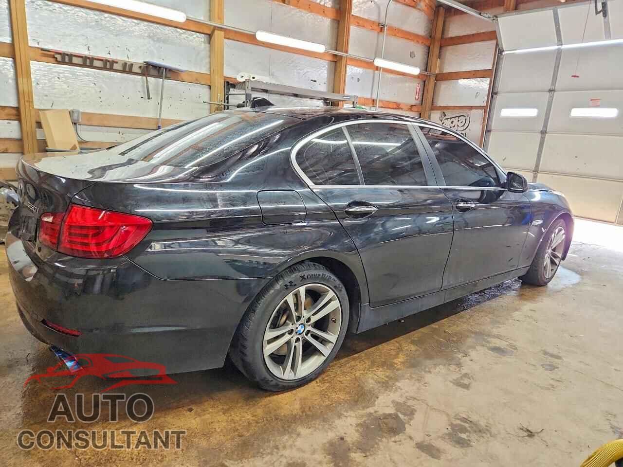 BMW 5 SERIES 2013 - WBAFR9C59DDX80944