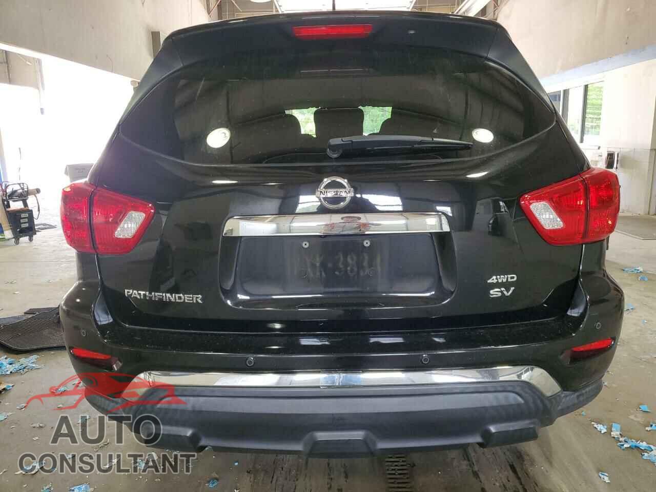 NISSAN PATHFINDER 2017 - 5N1DR2MM1HC654060