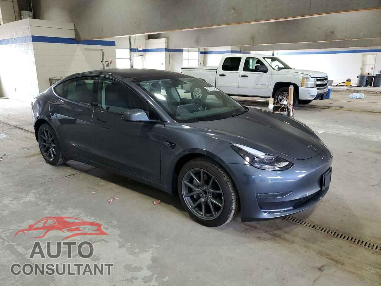TESLA MODEL 3 2023 - 5YJ3E1EA5PF658737