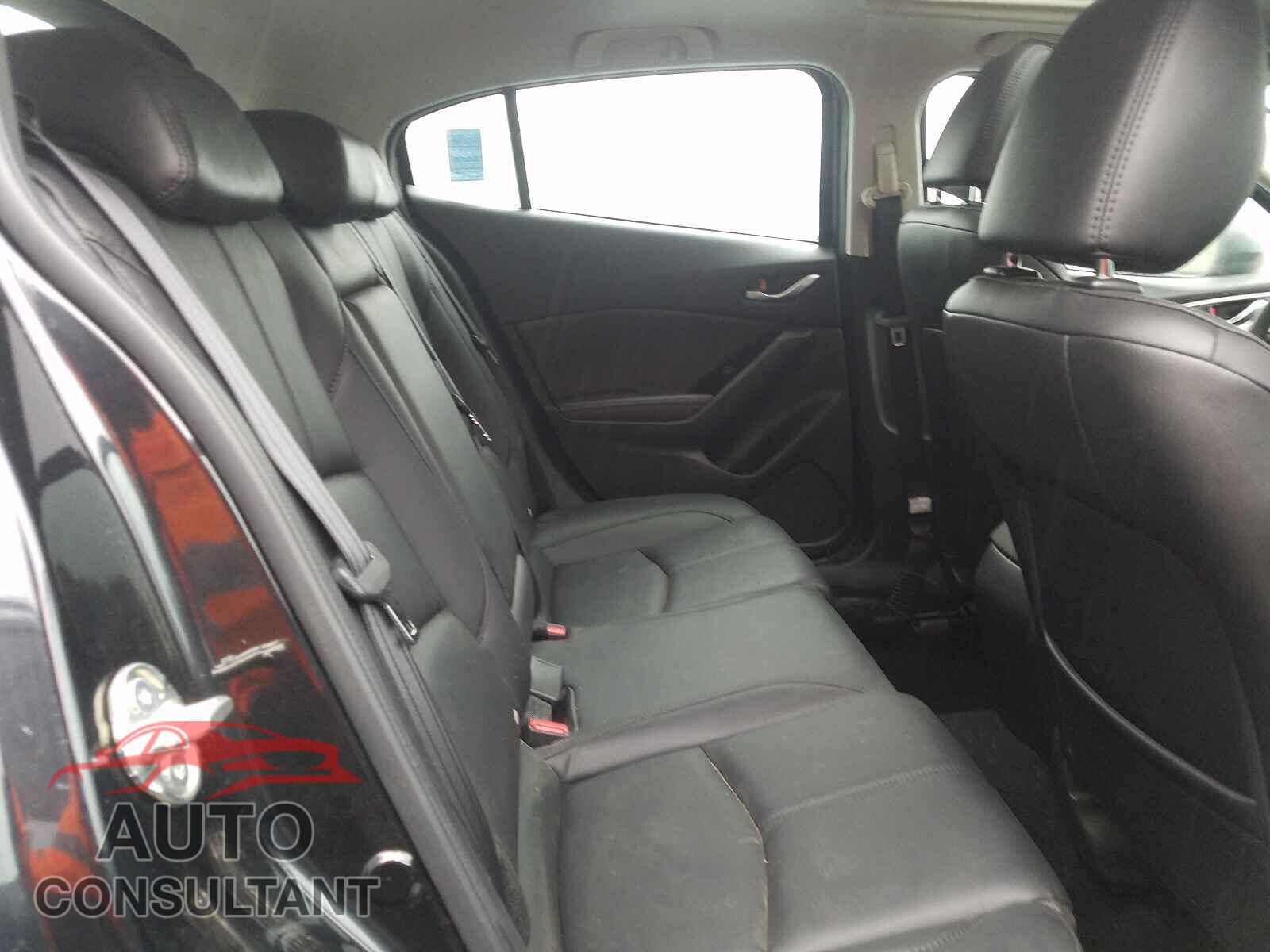 MAZDA 3 2017 - 3MZBN1L31HM155149