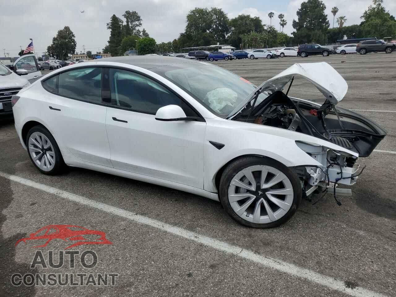 TESLA MODEL 3 2022 - 5YJ3E1EA8NF143874
