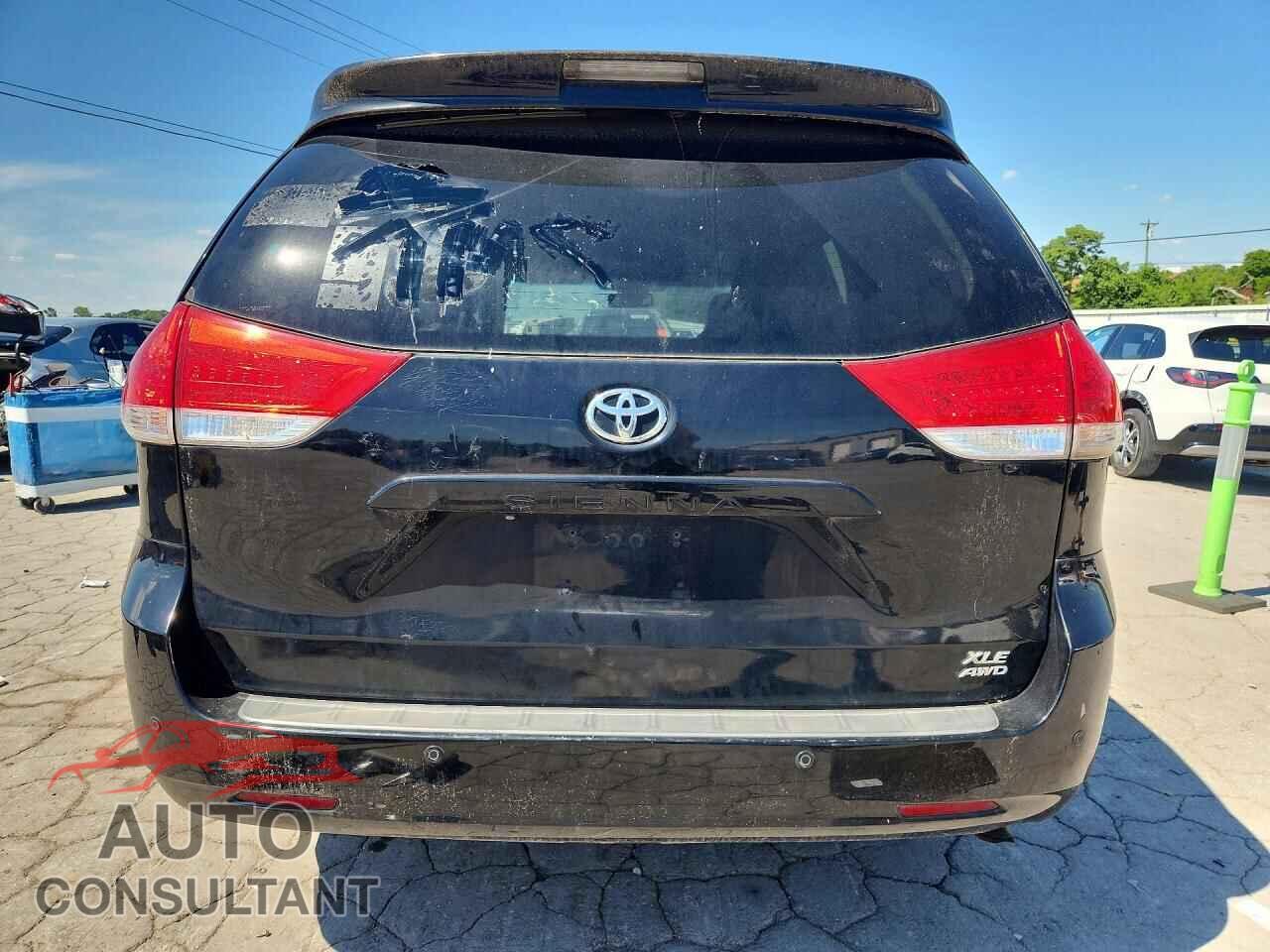 TOYOTA SIENNA 2012 - 5TDDK3DC5CS042019