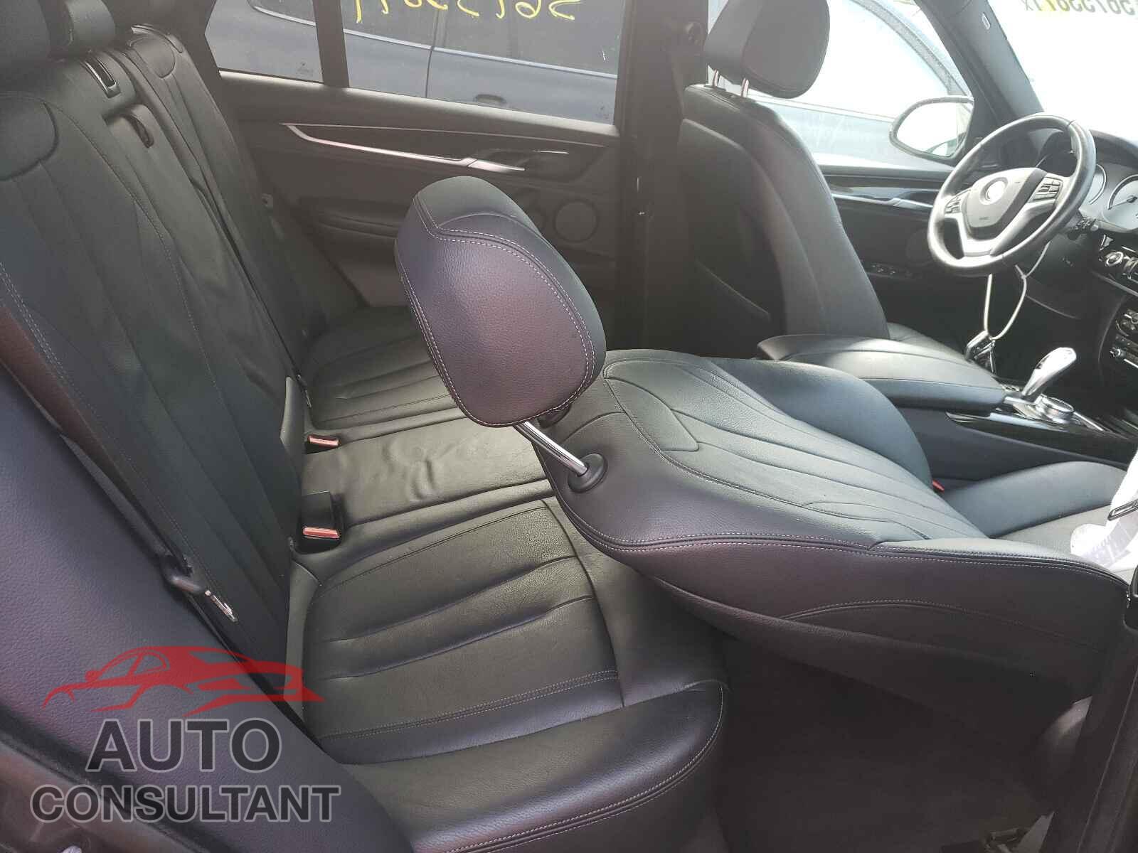 BMW X5 2017 - 5UXKR0C36H0X77328