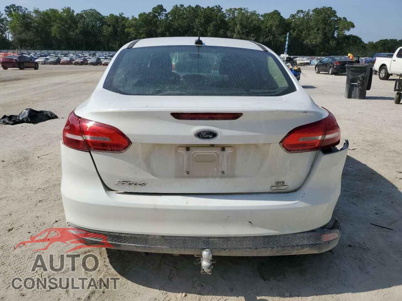 FORD FOCUS 2017 - 1FADP3FE5HL275204