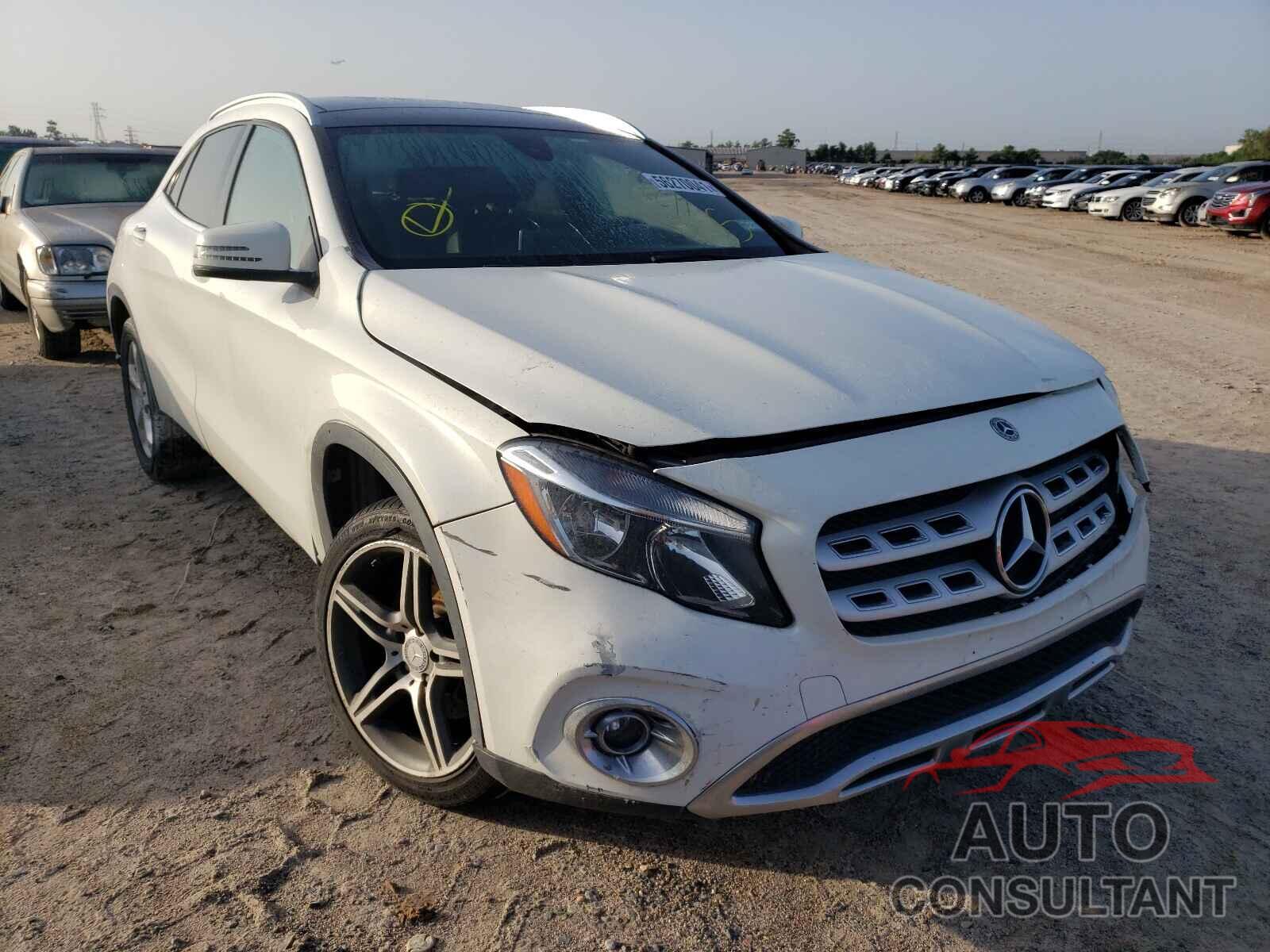 MERCEDES-BENZ GLA-CLASS 2018 - WDCTG4GB7JJ405687