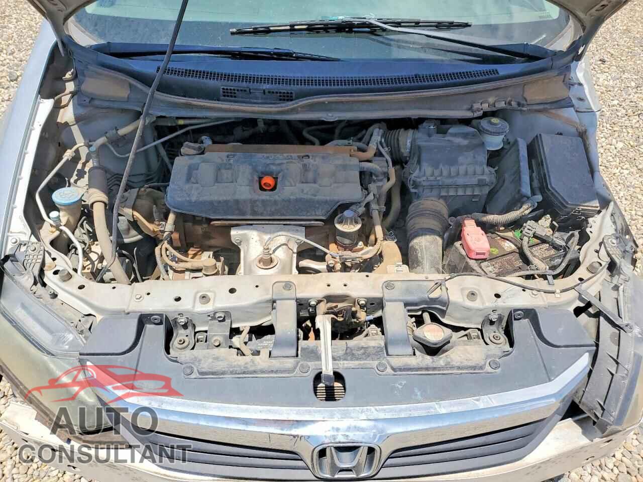 HONDA CIVIC 2012 - 2HGFB2F55CH575683