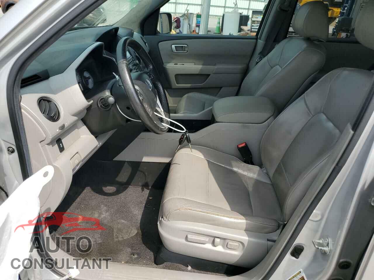 HONDA PILOT 2012 - 5FNYF4H65CB023751